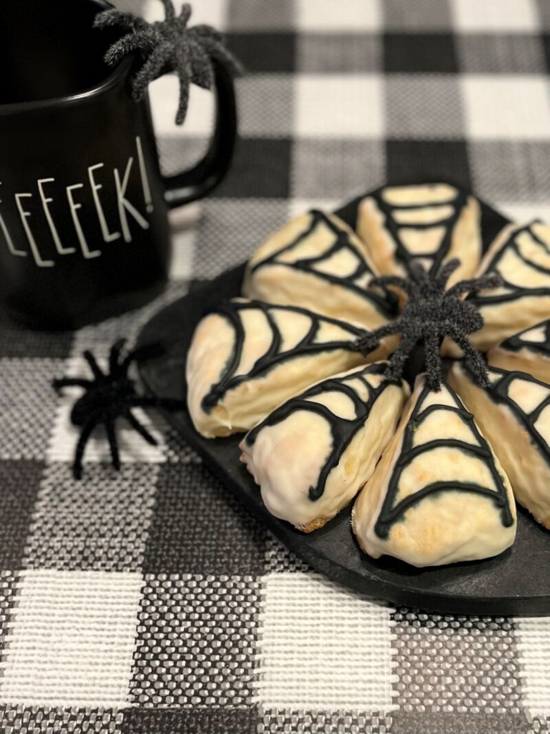 Vanilla Bean Scones