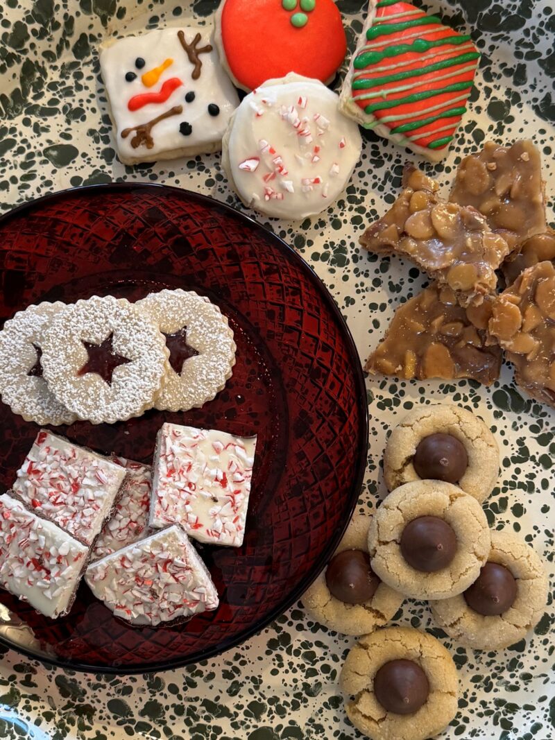 5 of the best most loved classic christmas cookies