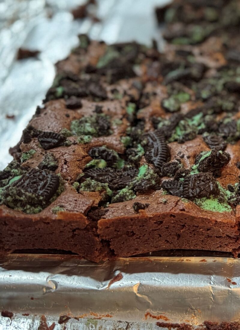 Who Doesn’t Love Some St. Paddy’s Day Brownies